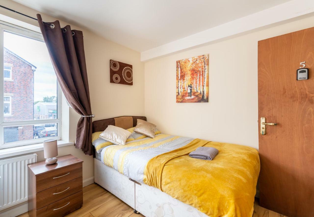 Newcastle City Studio Apartments Buitenkant foto