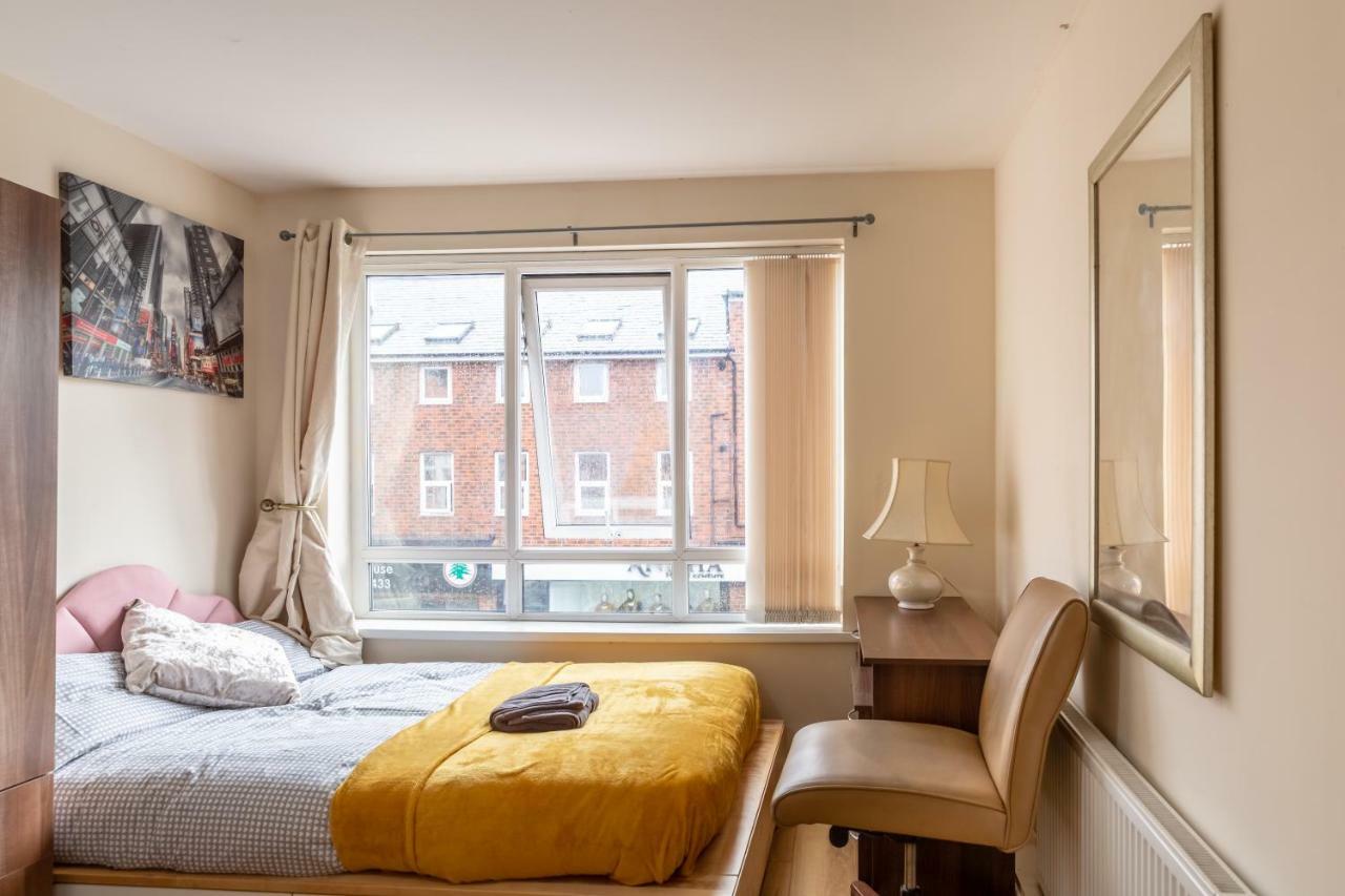 Newcastle City Studio Apartments Buitenkant foto