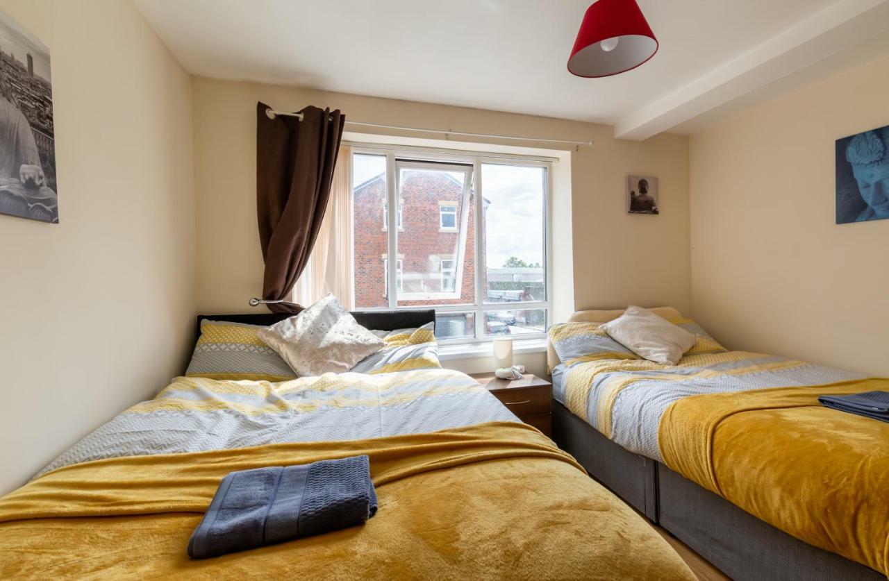 Newcastle City Studio Apartments Buitenkant foto